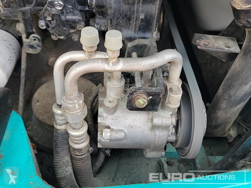 Escavadora Kobelco -8
