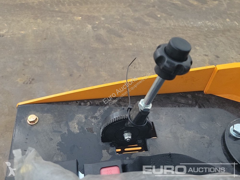 Escavatore JPC HT12