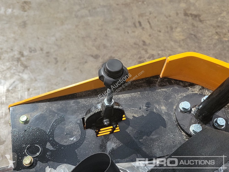 Escavadora JPC HT12