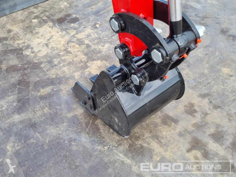 Escavadora JPC HT12