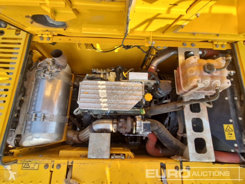 جرافة JCB 220X LC