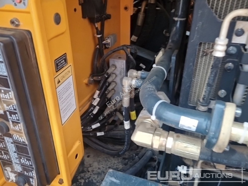 Escavatore Hyundai HX140L