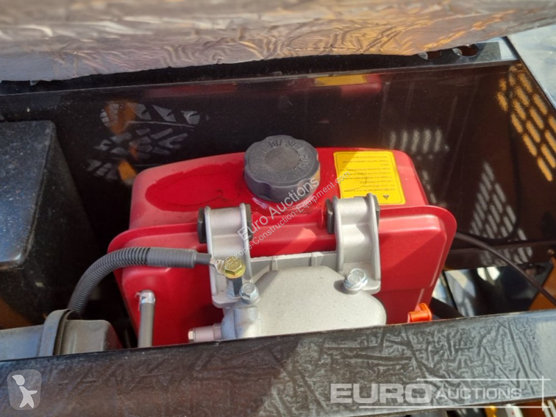 Escavadora JPC HT12