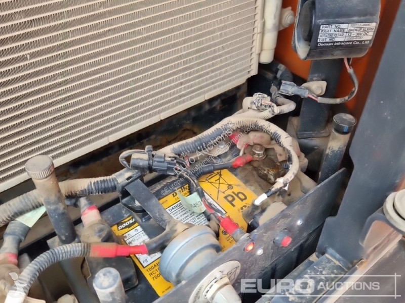 Escavadora Doosan -7