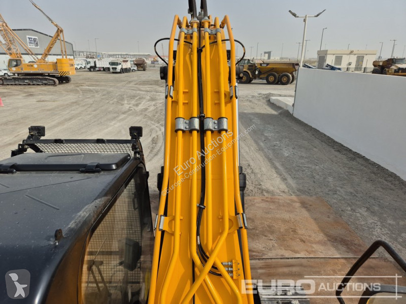 جرافة JCB JS215LC