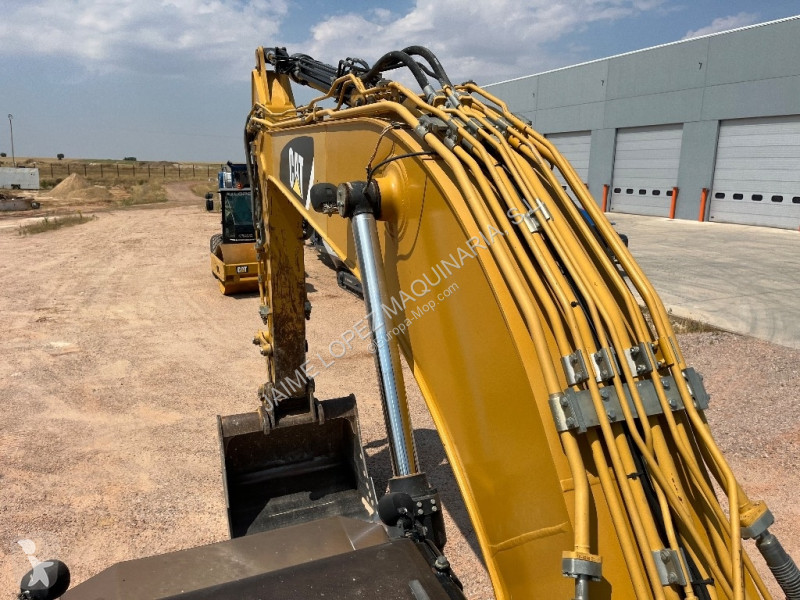 Escavatore Caterpillar EL