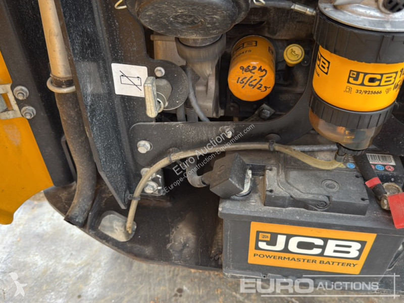 جرافة JCB 16C-1