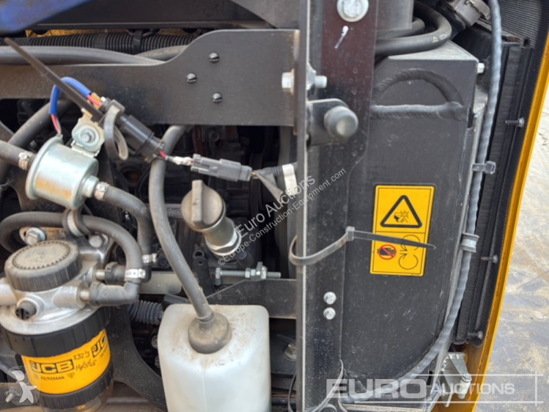 جرافة JCB 16C-1