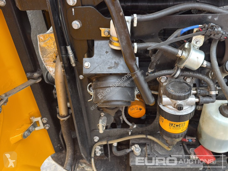 جرافة JCB 16C-1