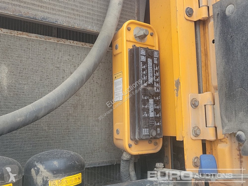 Lopatový nakládač Hyundai R140W-9A