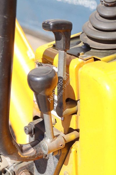 جرافة JCB