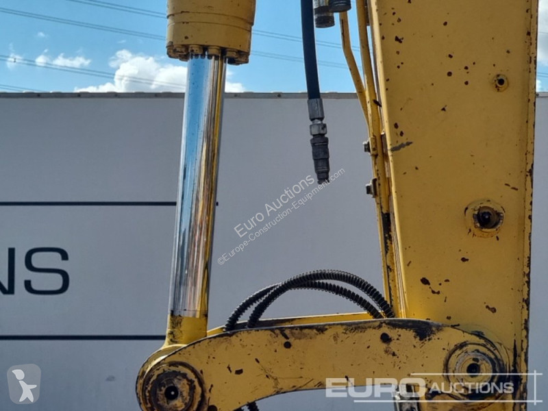 Excavator Komatsu -11