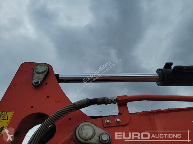 Lopatový nakládač Kubota U50-5