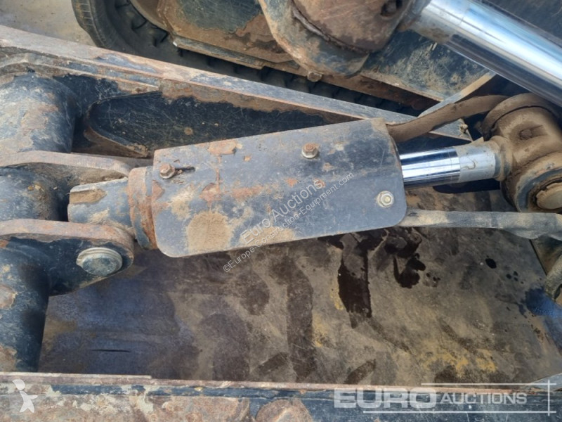Escavadora Bobcat