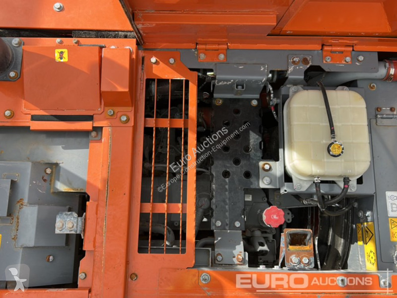Excavadora Hitachi -7