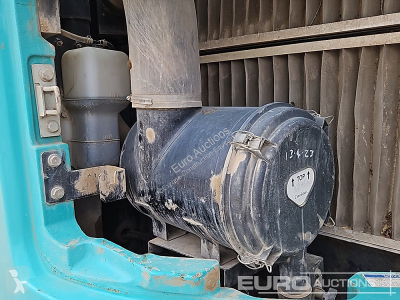 Escavadora Kobelco SK230SRLC-5