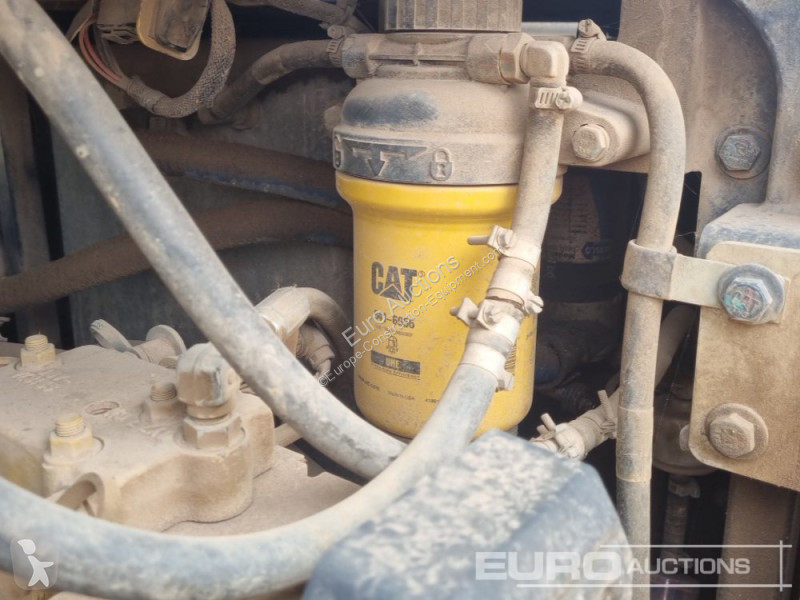 Escavatore Caterpillar R