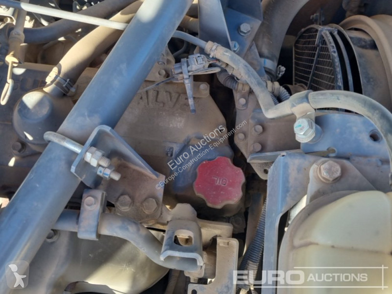 Escavatore Hitachi -6