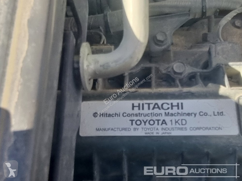 Excavadora Hitachi -7