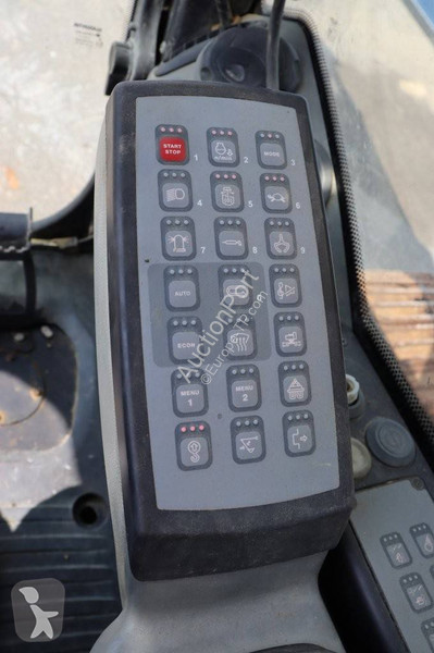 Escavatore Liebherr R922