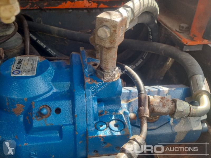 Lopatový nakládač Doosan DH55-V