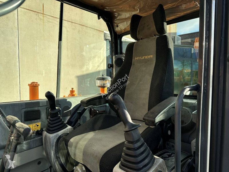 Skovel Hyundai R60VS