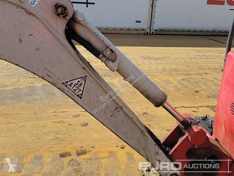 Graafmachine Takeuchi TB210R