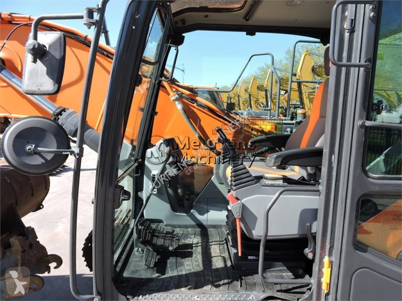 جرافة Doosan