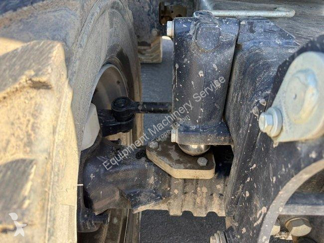 جرافة Yanmar B 95 W