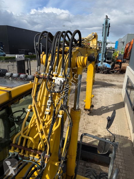 جرافة Komatsu 220-7 - 220 - 200 -