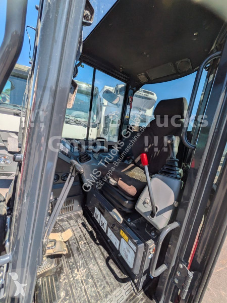 Lopatový nakládač Yanmar - 6B / POWERTILT / 3...