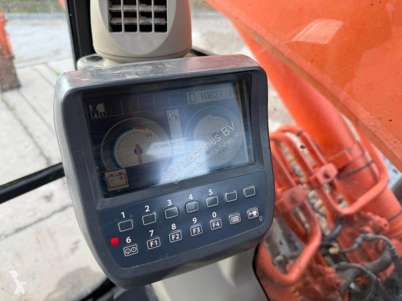 Rýpadlo Hitachi LC3