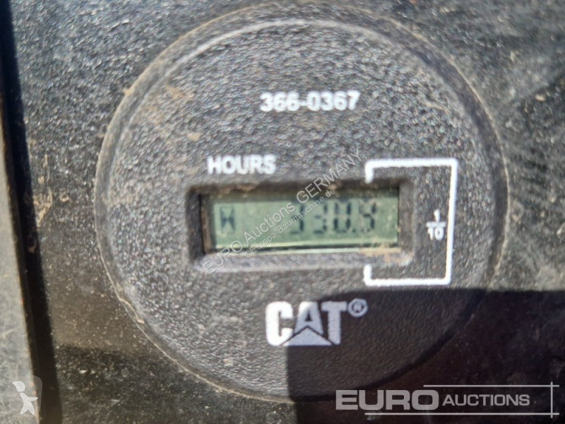 جرافة Caterpillar 305.5 E2