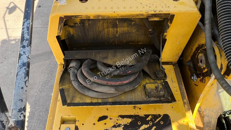 جرافة Komatsu HB215LC-1 (BELGIAN MACHINE / GOOD...