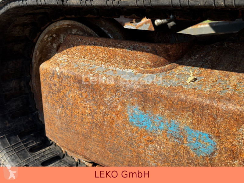 Lopatový nakládač Takeuchi Mit Zwei Löffeln