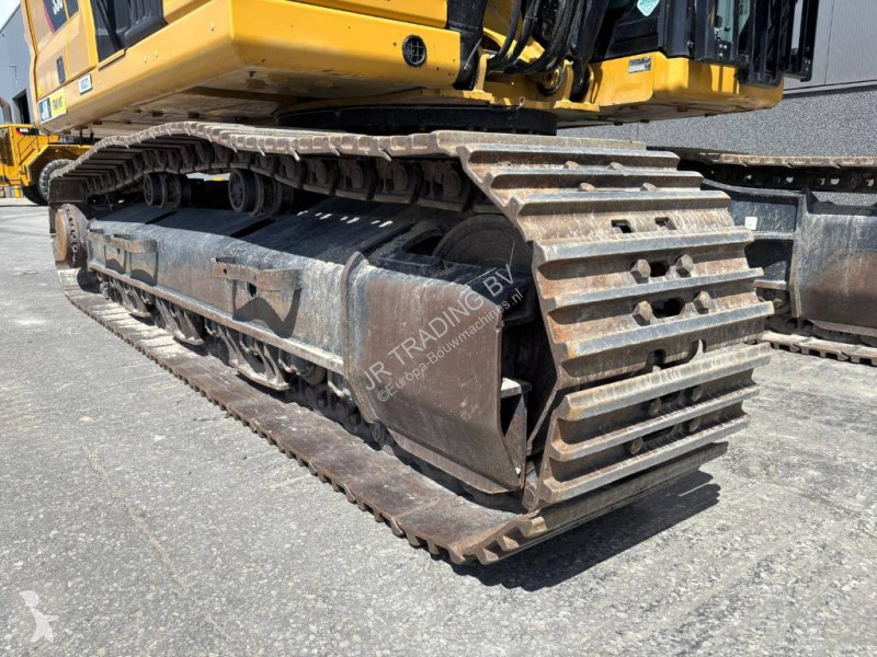 جرافة Caterpillar 330 (Narrow 2.99m)