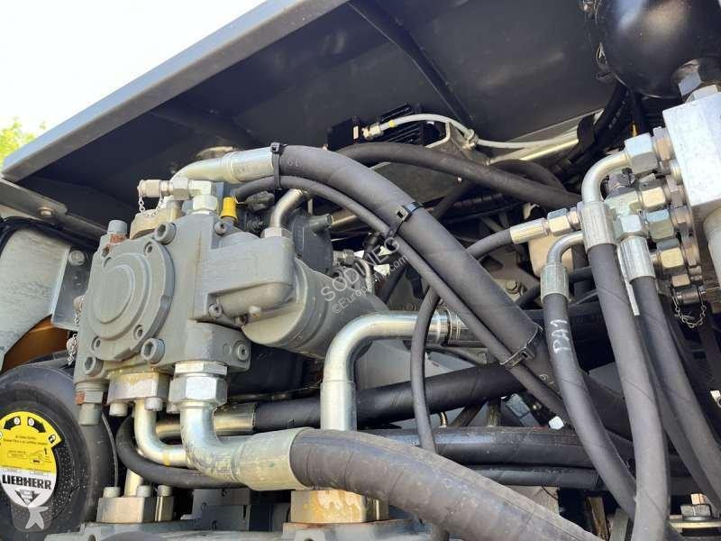 Rýpadlo Liebherr  LH30M LITRONIC