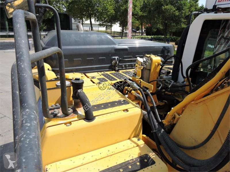 Rýpadlo Komatsu HB215 + GPS