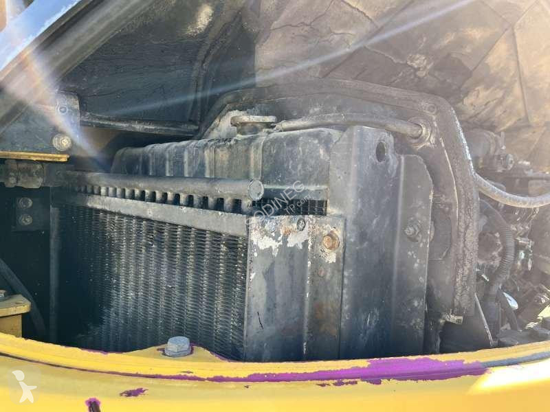 جرافة Komatsu  PC75UU-3