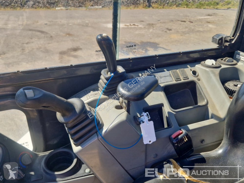 Rýpadlo Bobcat E25