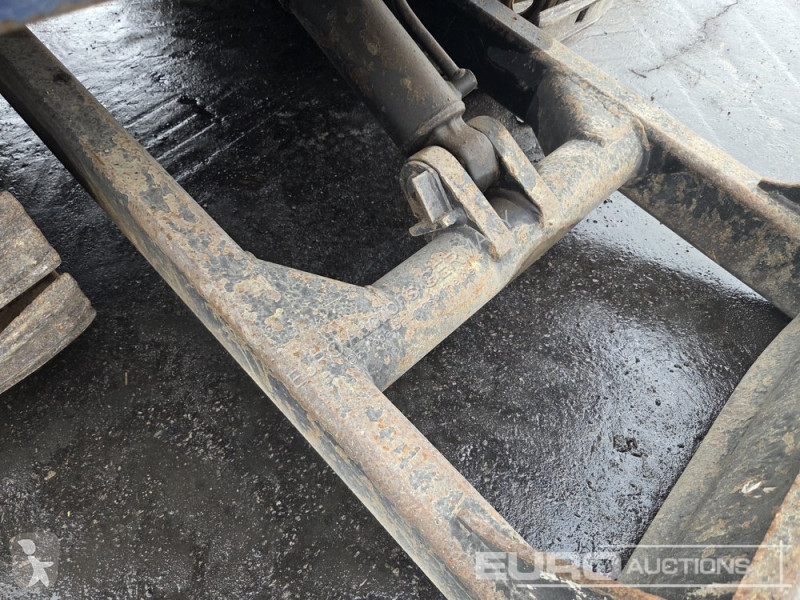 Excavator Yanmar YB351