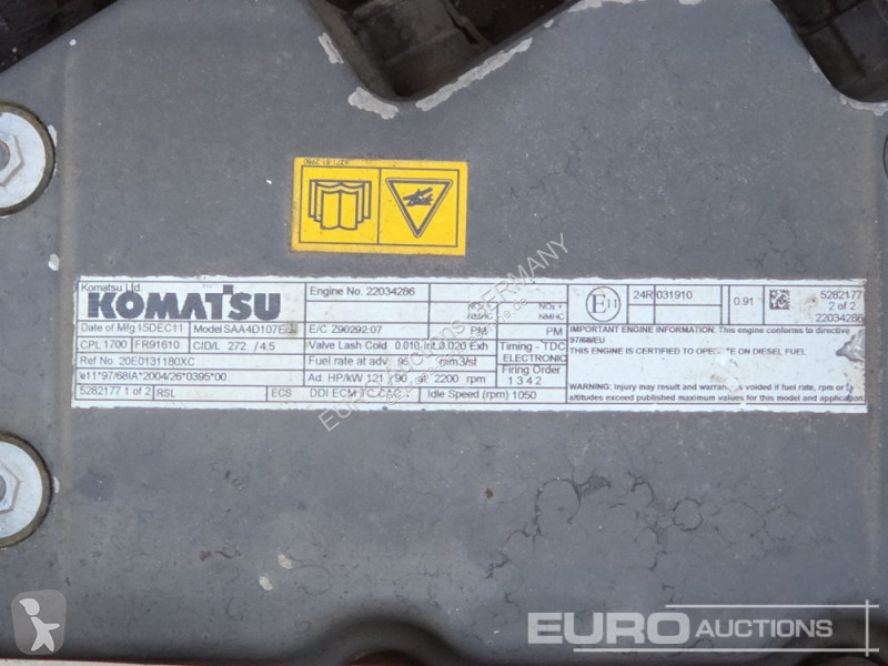جرافة Komatsu PW148-8