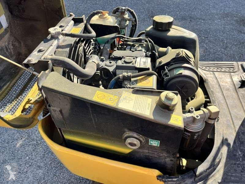 جرافة Komatsu  PC09-1