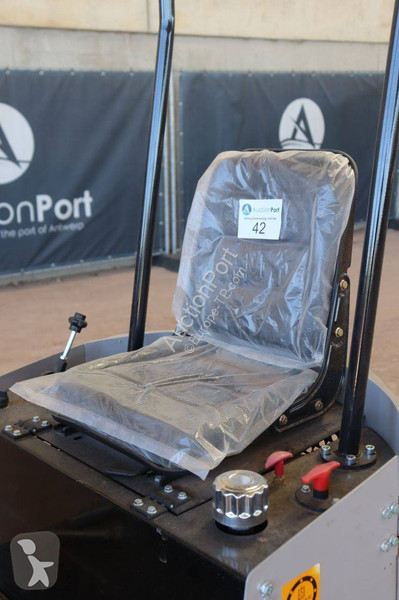 Excavator Nuoman NM-E12