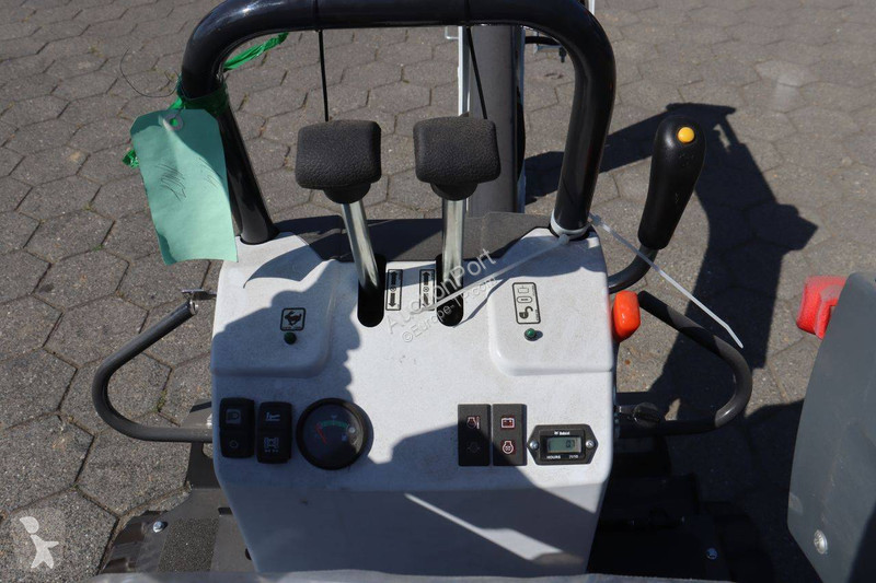 Экскаватор Bobcat Z