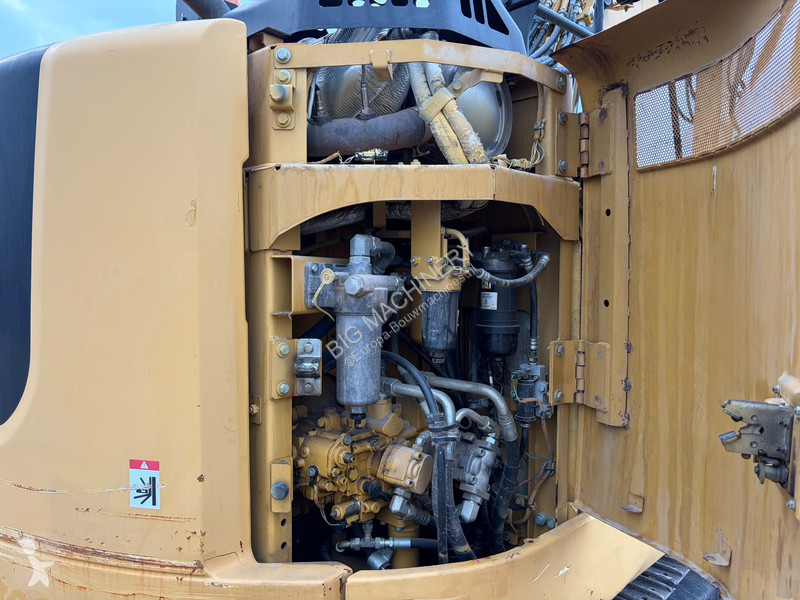 Pelle Caterpillar FLCR