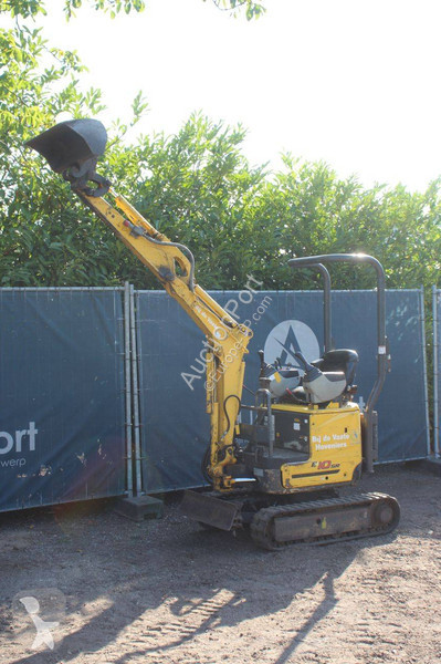 جرافة Yanmar E10SR
