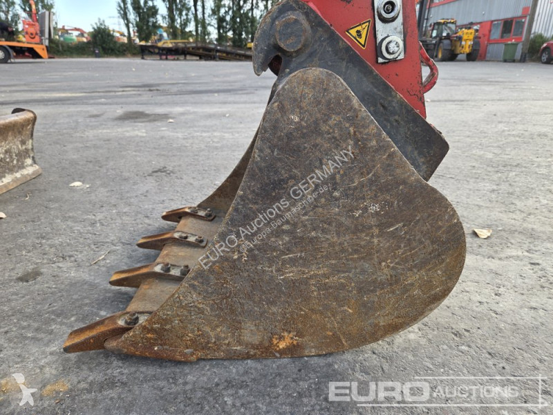 Багер Kubota U25-3EU