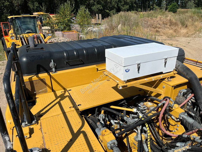 Graafmachine Caterpillar F UHD - 24 meter INCL...