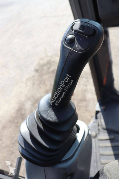 جرافة Hitachi ZX48U-5A CLR